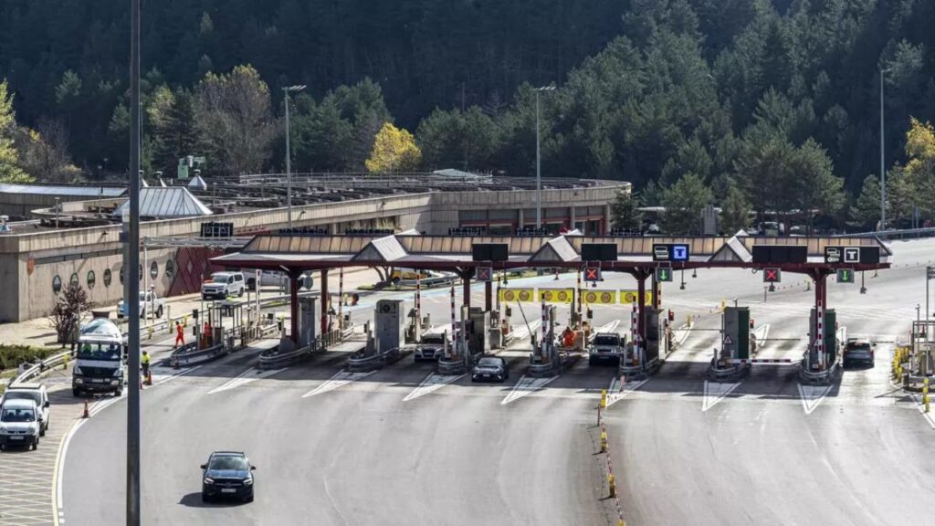 Peatge del túnel del Cadí